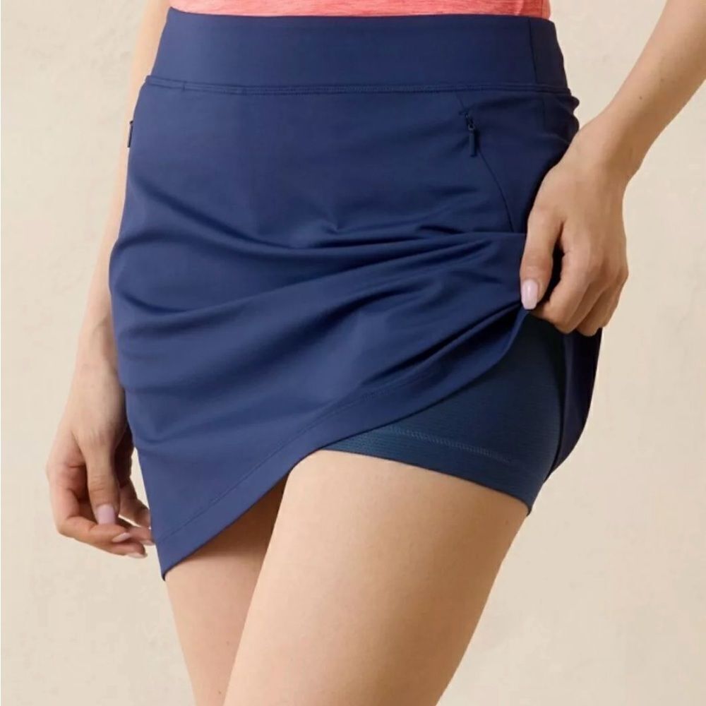 NWT Tommy Bahama Golf Skort.